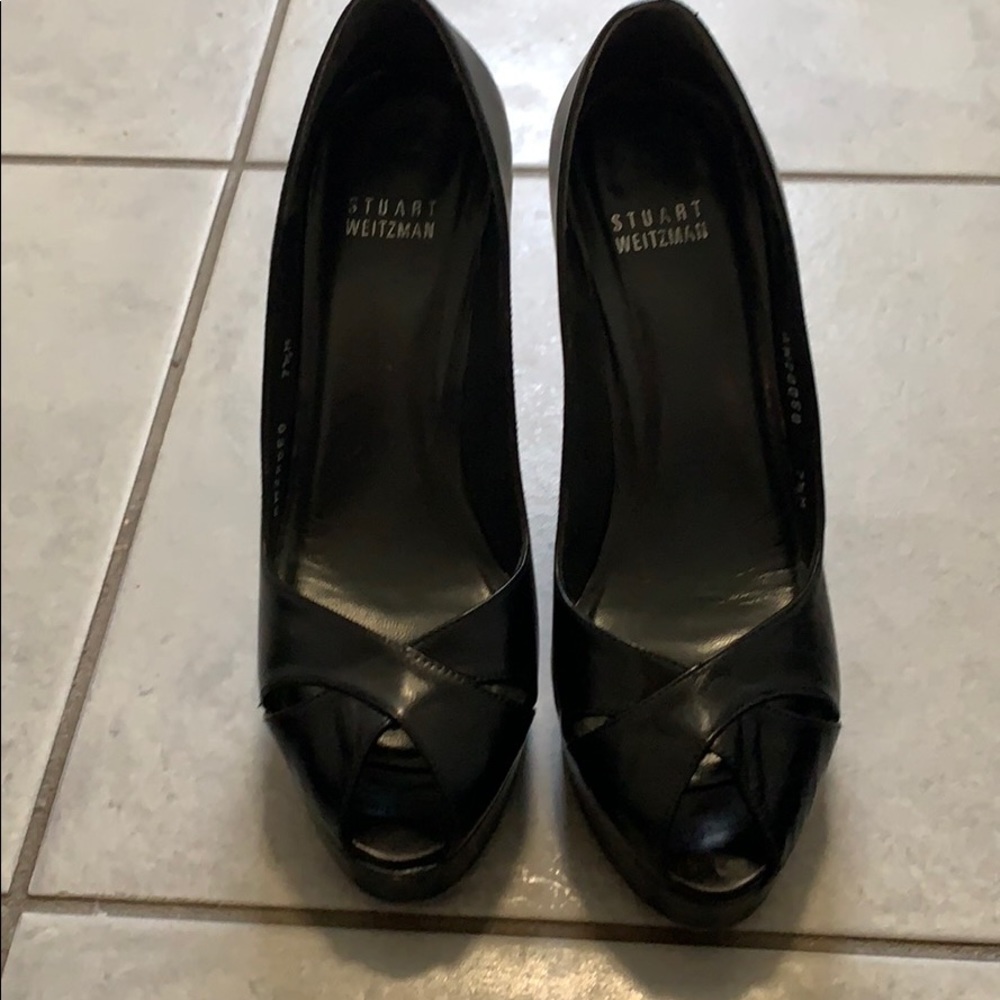 Stuart Weitzman black pumps